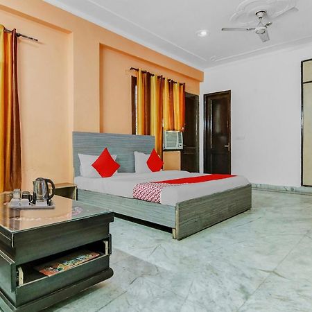 Hotel O Orlov Noida Luaran gambar